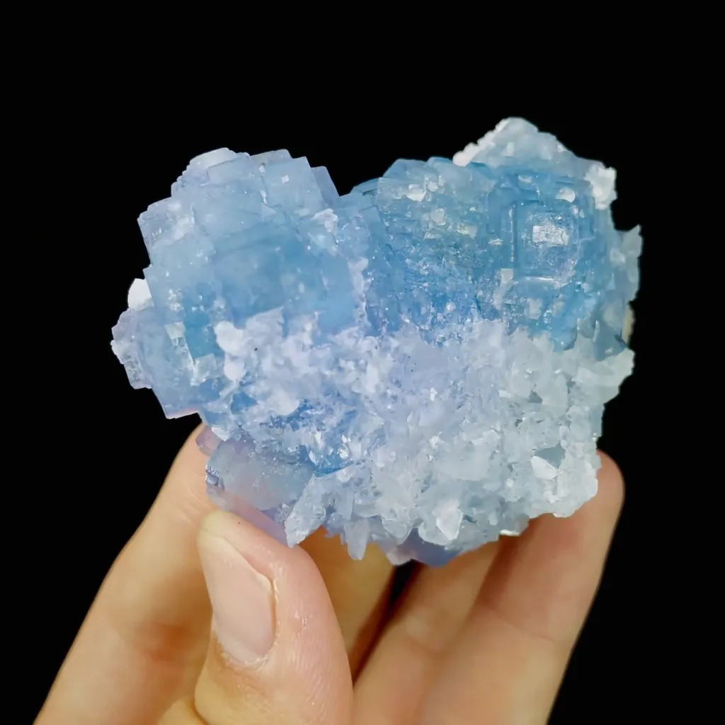 Natural Blue Fluorite and Calcite Symbiosis comes from Yaogangxian,Hunan 75*25*55MM - image 2