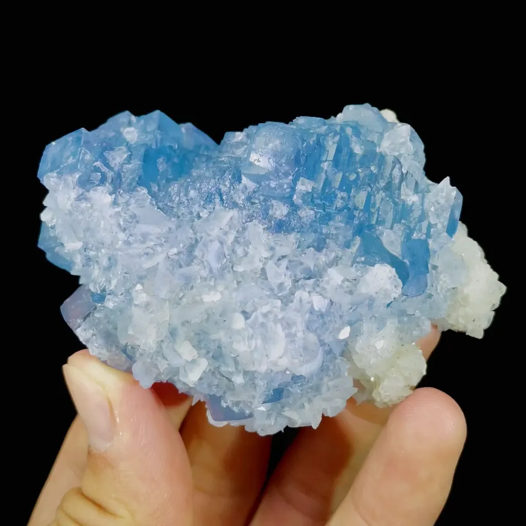 Natural Blue Fluorite and Calcite Symbiosis comes from Yaogangxian,Hunan 75*25*55MM image