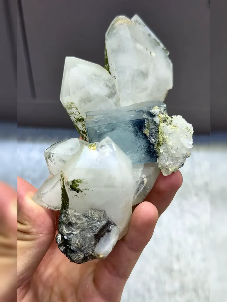 Natural Blue Fluorite and Crystal Coexist comes from Yaogangxian,Hunan  120*60*55MM - image 6