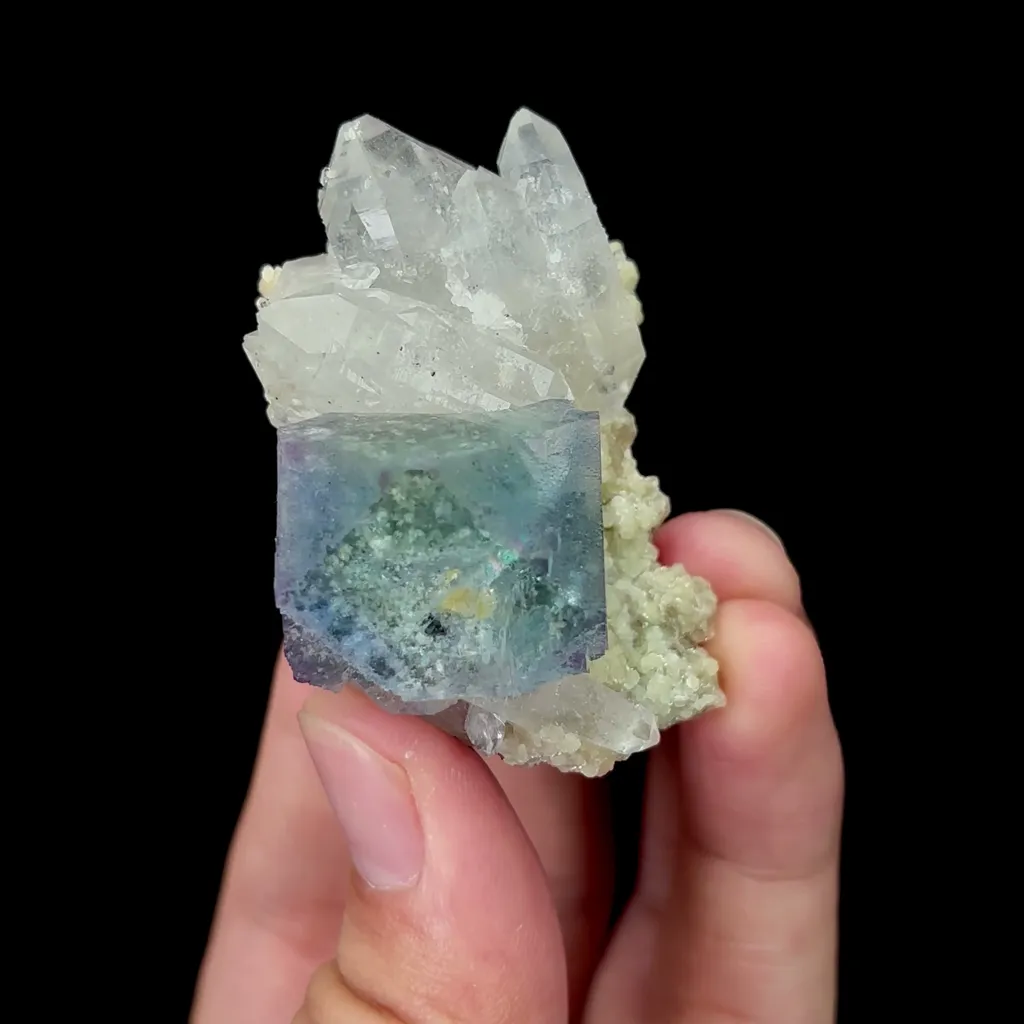 Natural Blue Fluorite and Quartz Mineral Specimen,High Quality Specimen,YAO GANG XIAN,HUNAN,CHINA(40*50*25mm) - image 4