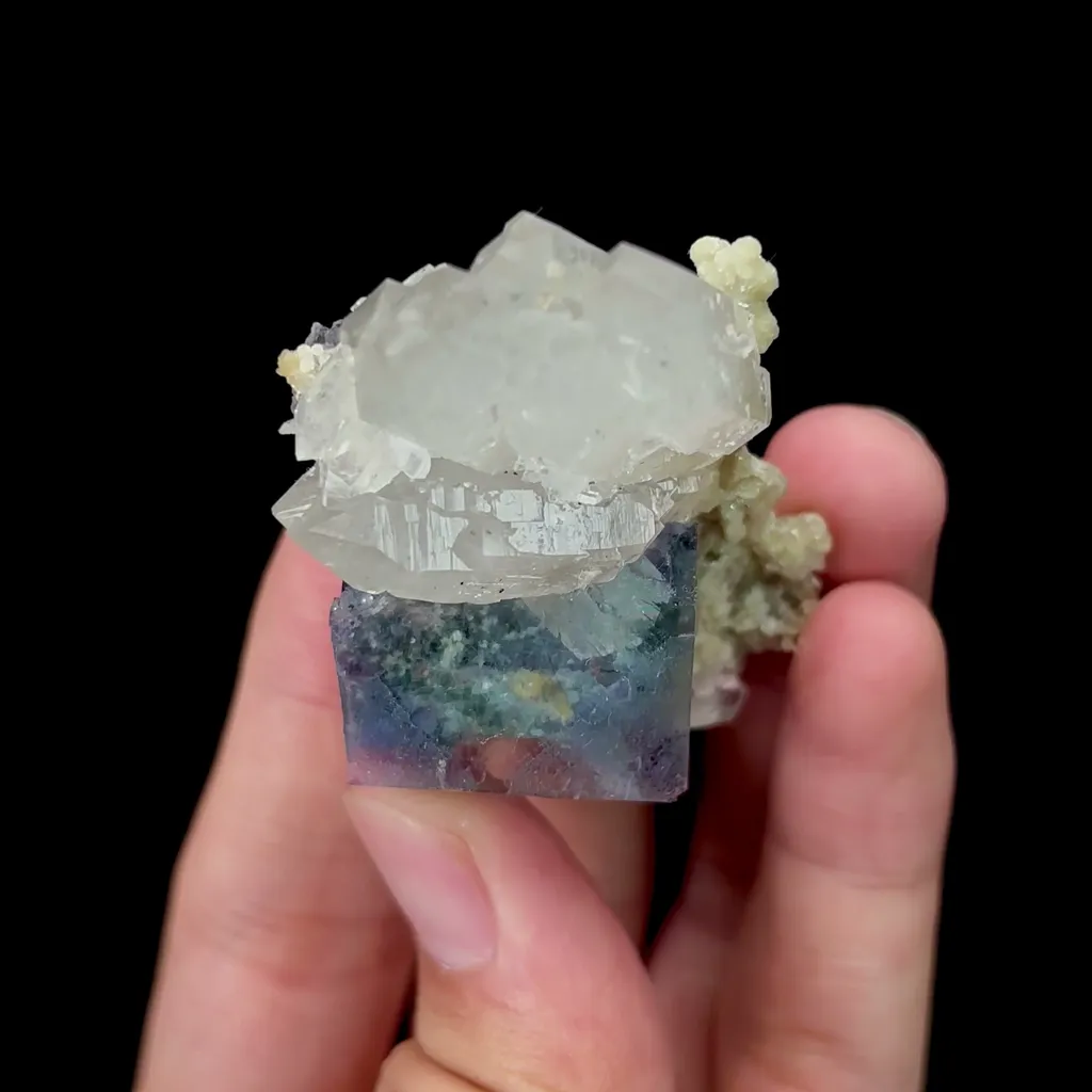 Natural Blue Fluorite and Quartz Mineral Specimen,High Quality Specimen,YAO GANG XIAN,HUNAN,CHINA(40*50*25mm) - image 3
