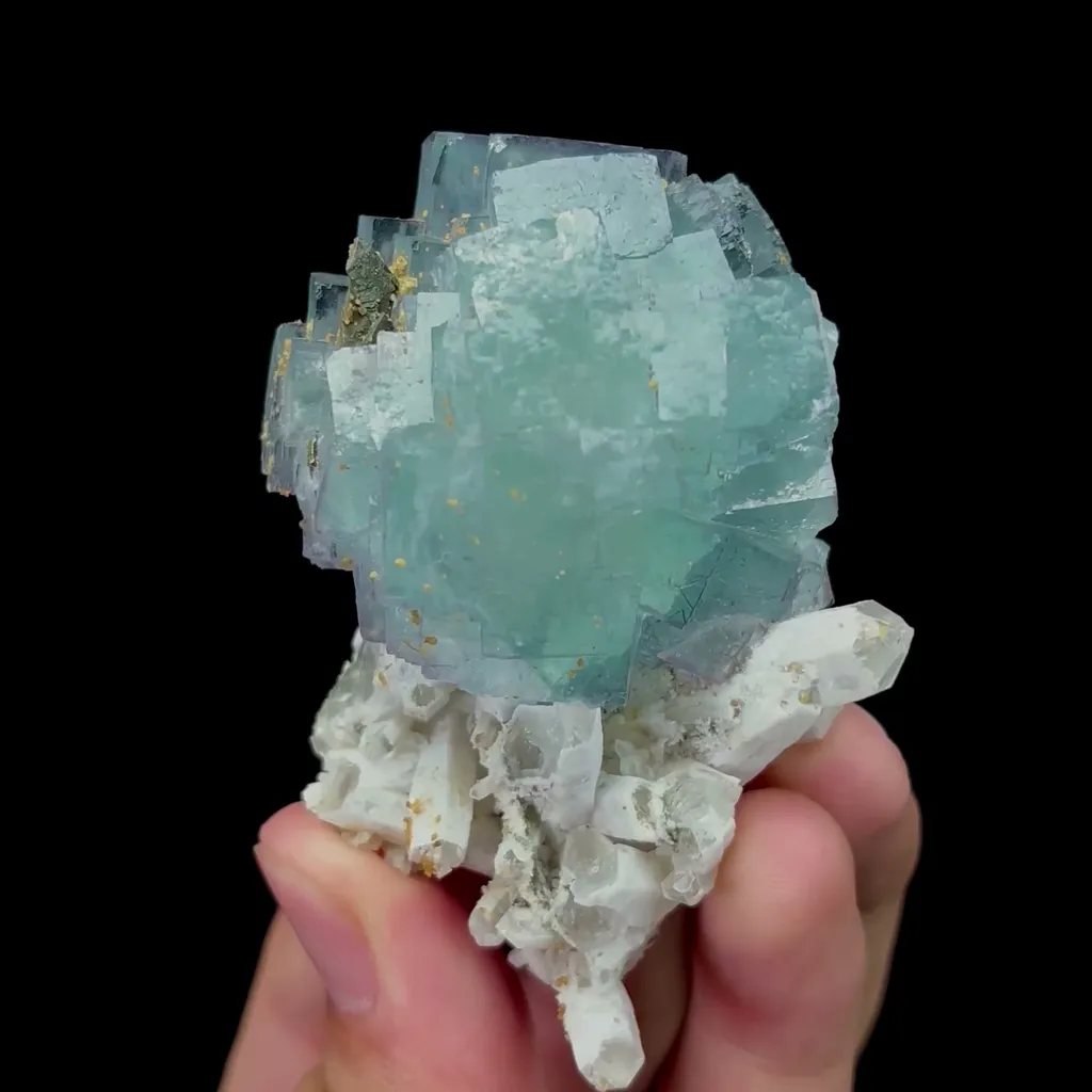 Natural Blue Fluorite and Quartz Mineral Specimen,High Quality Specimen,YAO GANG XIAN,HUNAN,CHINA(40*70*35mm) - image 5