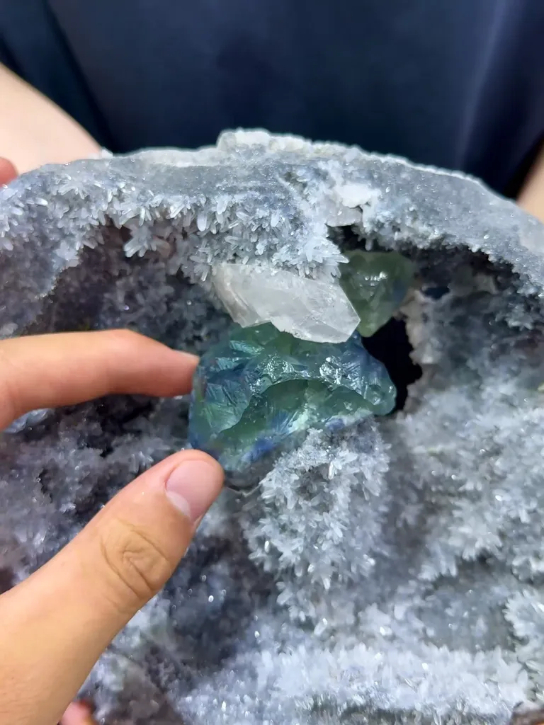Natural Blue Fluorite and Quartz Symbiosis comes from Fujian,China 150*160*60MM - image 2