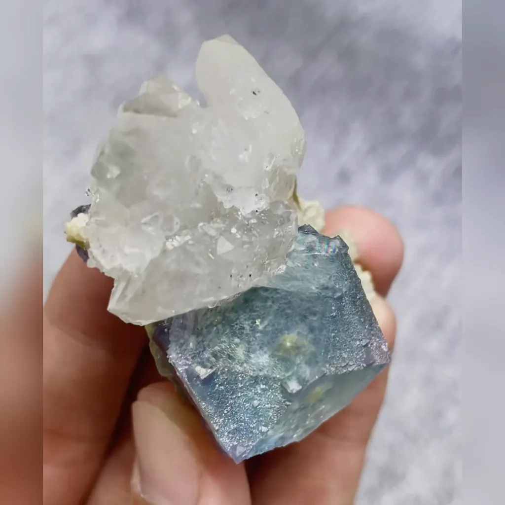Natural Blue Fluorite and Quartz Symbiosis comes from Yaogangxian,Hunan 40*50*25MM - image 4