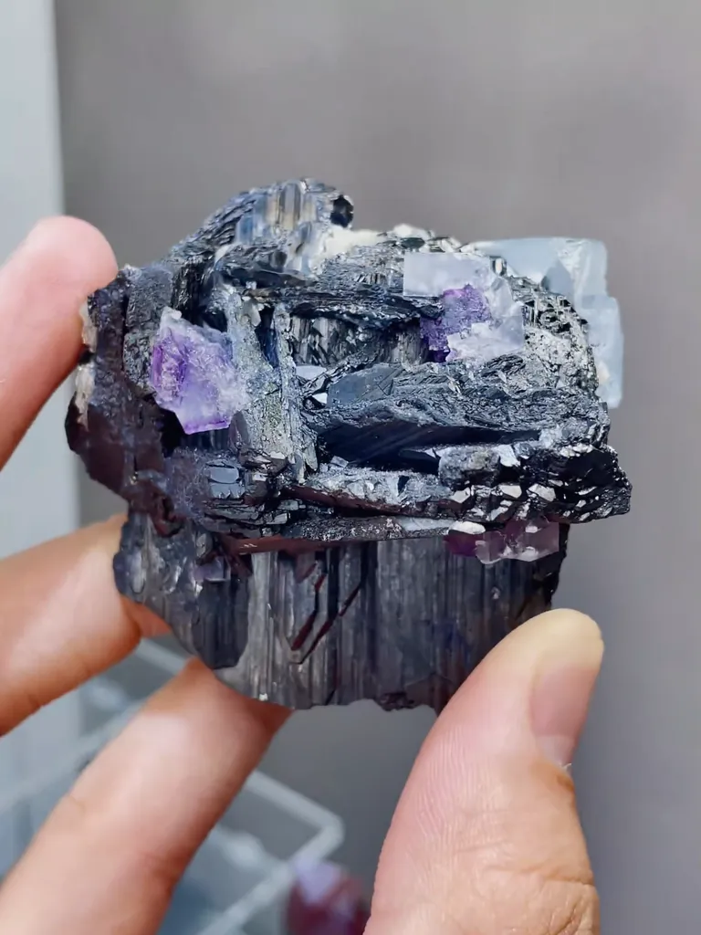Natural Blue Fluorite and Wolframite coexist comes from Yaogangxian,Hunan 60*30*55MM image