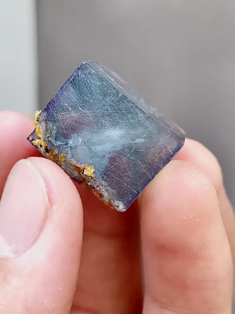 Natural Blue Fluorite coexists with Jamstenite comes from Yaogangxian,Hunan 20*15*15MM - image 3