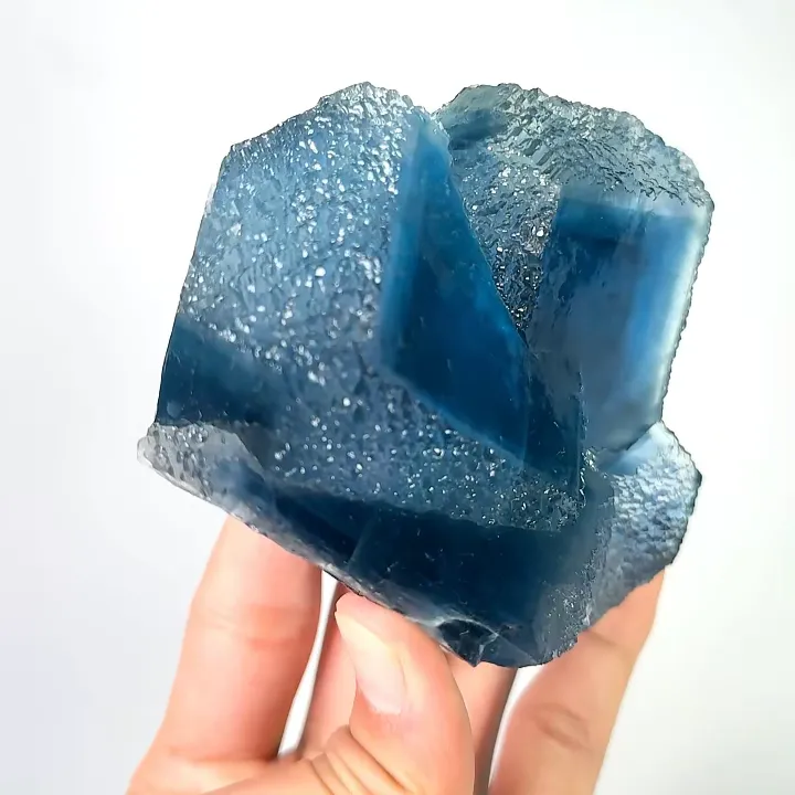 Natural Blue Fluorite, Mineral Specimen: Yaogangxian,Hunan (105*90*45MM) - image 3