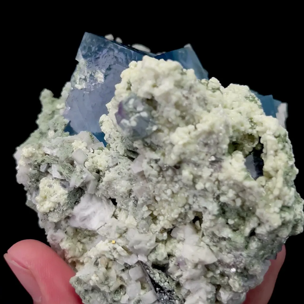 Natural Blue Fluorite Mineral Specimen,High Quality Specimen,YAO GANG XIAN,HUNAN,CHINA(70*75*90mm) - image 3