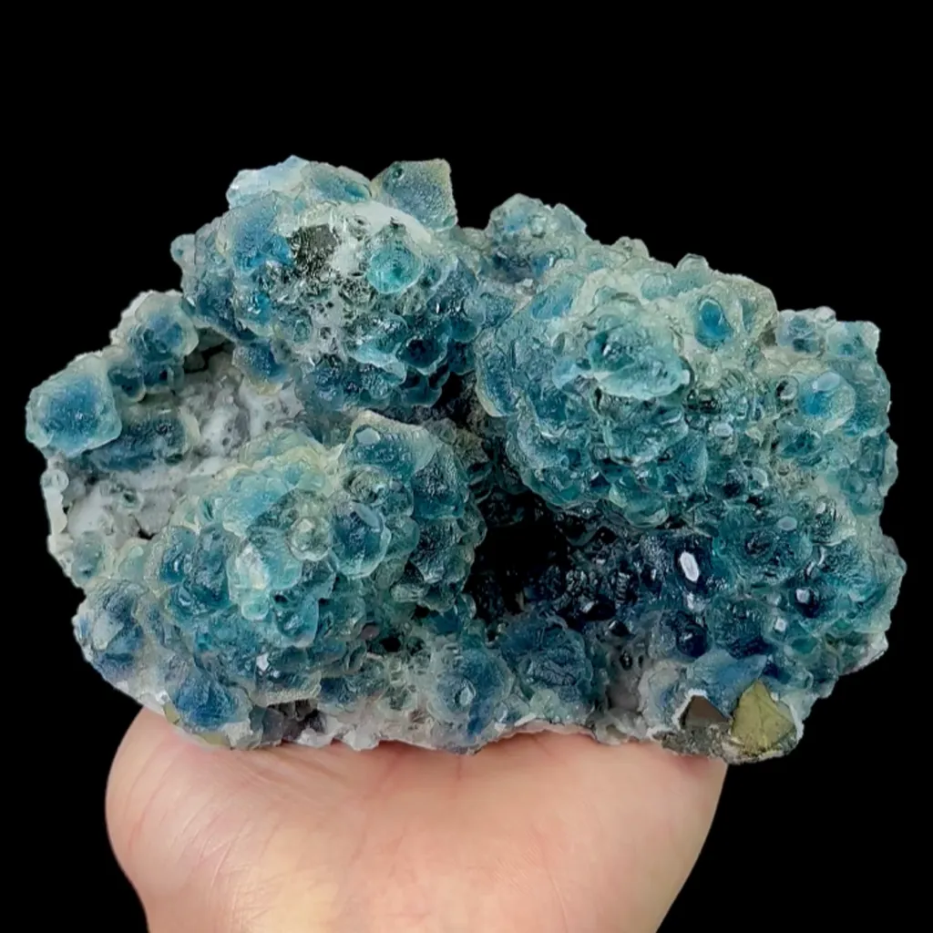Natural Blue Fluorite Octahedron Mineral Specimen:Neimeng (135*90*60mm) image