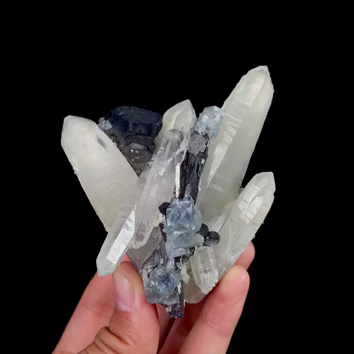 Natural Blue Fluorite, Quartz and Wolframite,Mineral Specimen:Yaogangxian,Hunan (75*85*45MM) - image 6