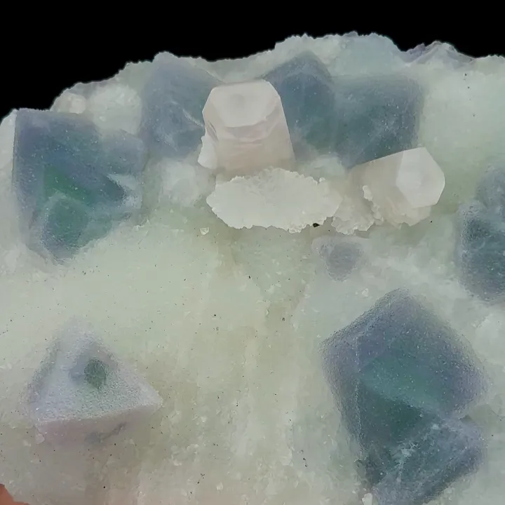 Natural Blue Octahedral Fluorite and Calcite Mineral Specimen,High Quality Specimen:FUJIAN,CHINA(124*112*58mm) - image 3