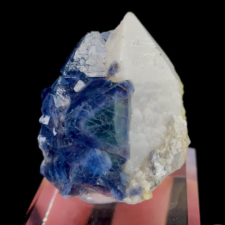 Natural Blue Octahedral Fluorite and Quartz, Mineral Specimen: Inner Mongolia,China (35*30*30MM) - image 7