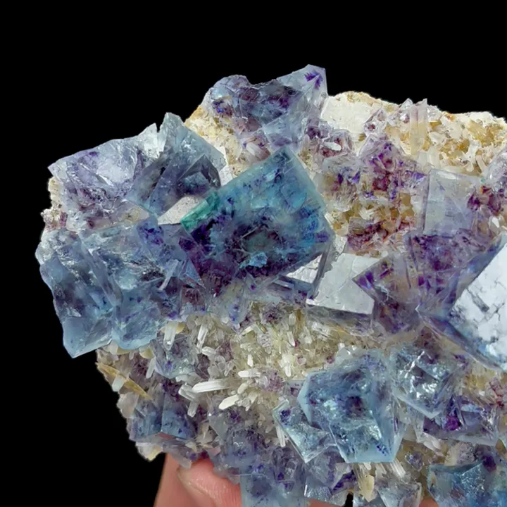 Natural Blue Phantom Fluorite and Calcite, Mineral Specimen: Yindu,Inner Mongolia (110*75*30MM) image