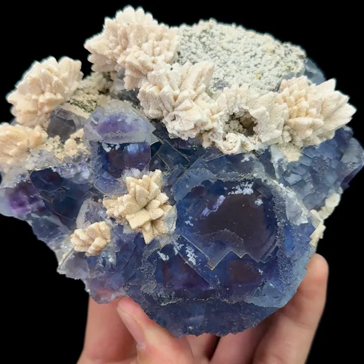 Natural Blue Phantom Fluorite and Calcite, Mineral Specimen:Yaogangxian,Hunan (125*105*50MM) - image 2