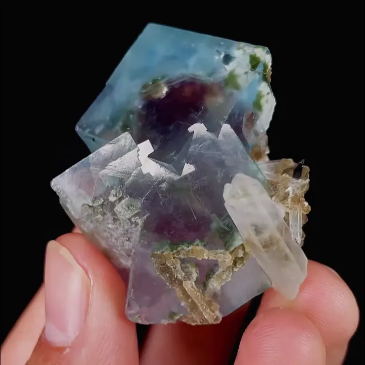 Natural Blue Phantom Fluorite and Quartz, Mineral Specimen:Yaogangxian,Hunan (35*40*20MM) - image 3
