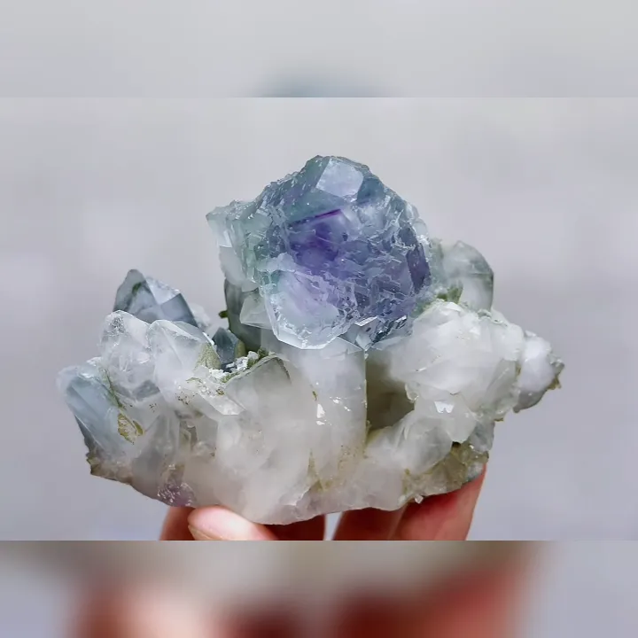 Natural Blue Phantom Fluorite and Quartz Symbiosis comes from Yaogangxian,Hunan 100*70*45MM - image 5