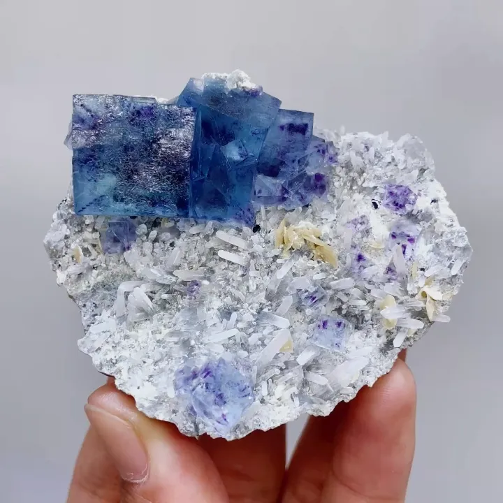 Natural Blue Phantom Fluorite and Quartz Symbiosis comes from Yindu,Inner Mongolia 70*60*35MM - image 5