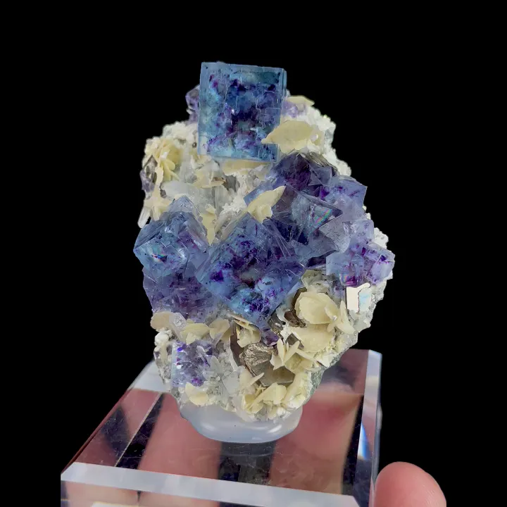 Natural Blue Phantom Fluorite and Siderite, Mineral Specimen: Yindu,Inner Mongolia (50*60*30MM) - image 7
