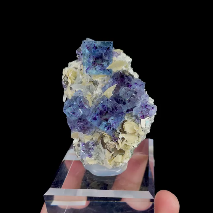Natural Blue Phantom Fluorite and Siderite, Mineral Specimen: Yindu,Inner Mongolia (50*60*30MM) - image 6