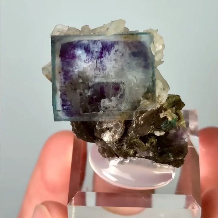 Natural Blue Phantom Fluorite & Calcite,Mineral Specimen:Yaogangxian,Hunan (25*20*30mm) - image 5