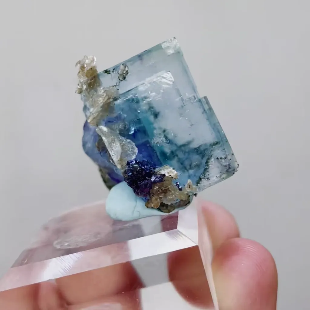 Natural Blue Phantom Fluorite comes from Yaogangxian,Hunan 20*20*20MM - image 2