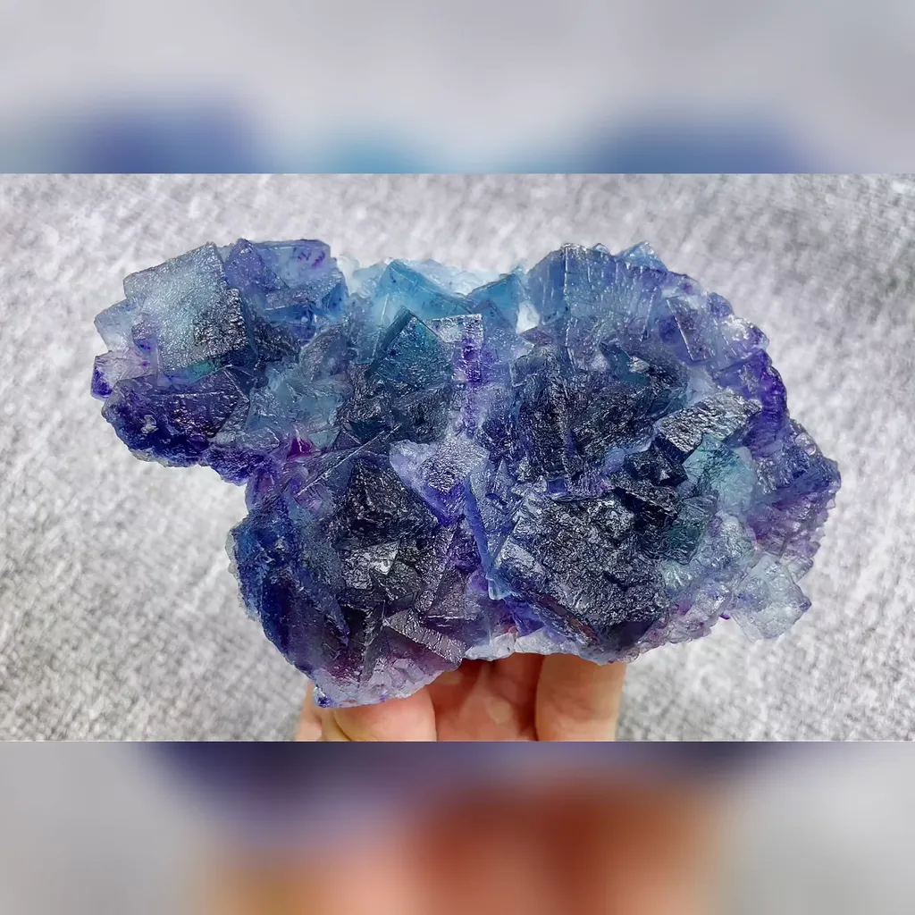 Natural Blue Phantom Fluorite comes from Yindu,Inner Mongolia 125*85*25MM - image 4