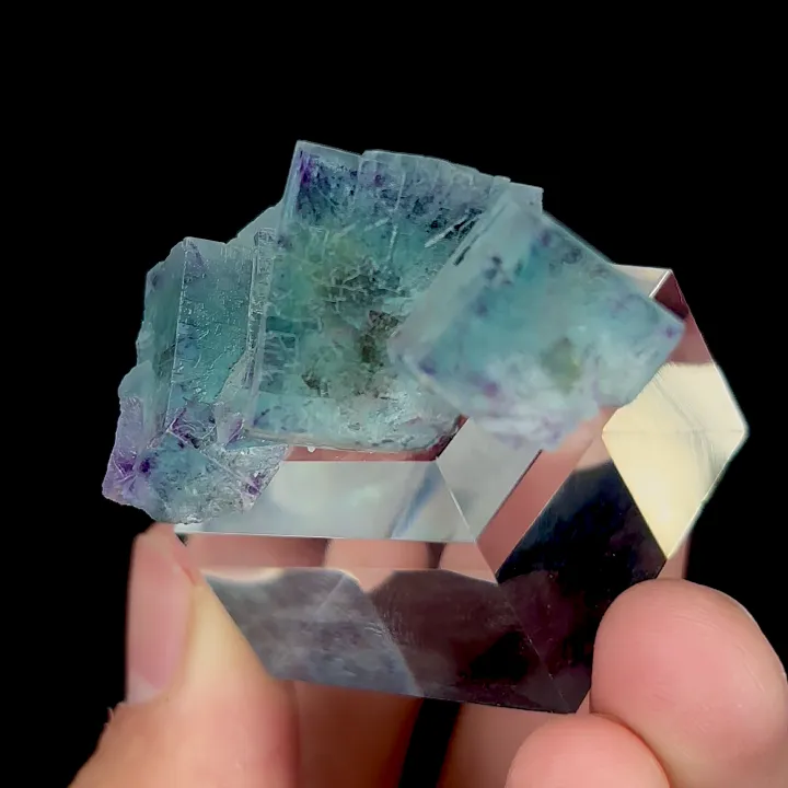 Natural blue phantom Fluorite, mineral specimen: Inner Mongolia,China (40*30*20MM) image