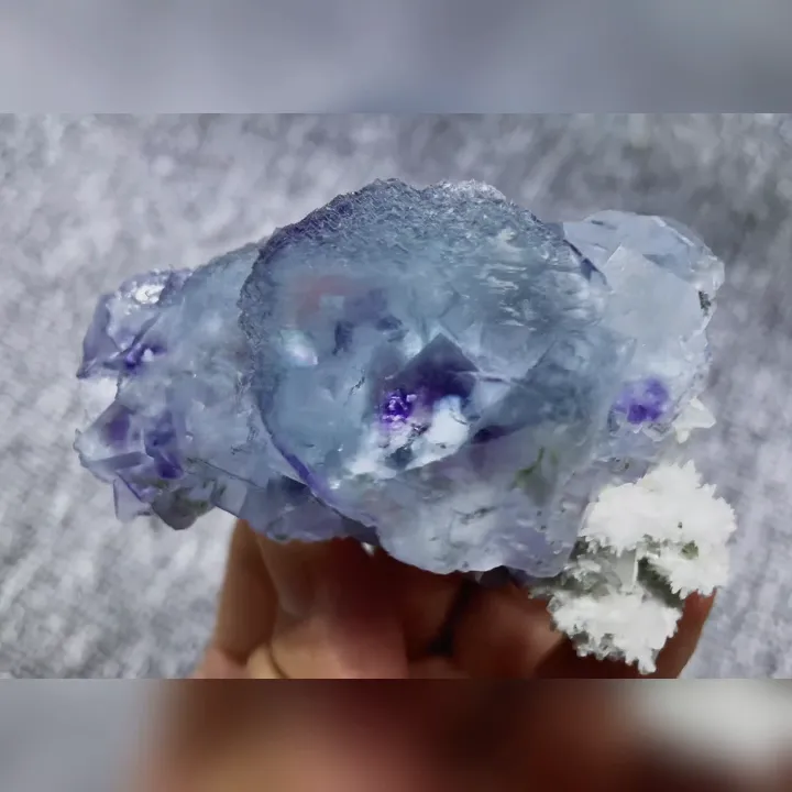 Natural Blue Phantom Fluorite, Mineral Specimen: Yaogangxian,Hunan (75*45*45MM) - image 2