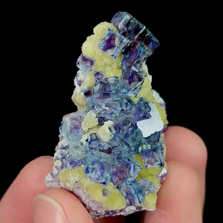 Natural Blue Phantom Fluorite, Mineral Specimen: Yindu,Inner Mongolia (25*40*25MM) image