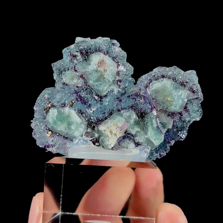 Natural Blue Phantom Fluorite, Mineral Specimen: Yindu,Inner Mongolia (70*20*45MM) - image 2