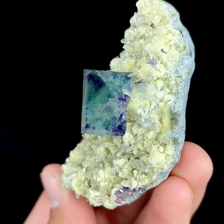 Natural Blue Phantom Fluorite with Mica and Quartz, Mineral Specimen: Inner Mongolia,China (70*50*35MM) - image 4