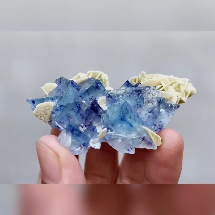 Natural Blue Phantoms Fluorite and Siderite Symbiosis comes from Yindu, Inner Mongolia 70*40*10MM - image 2