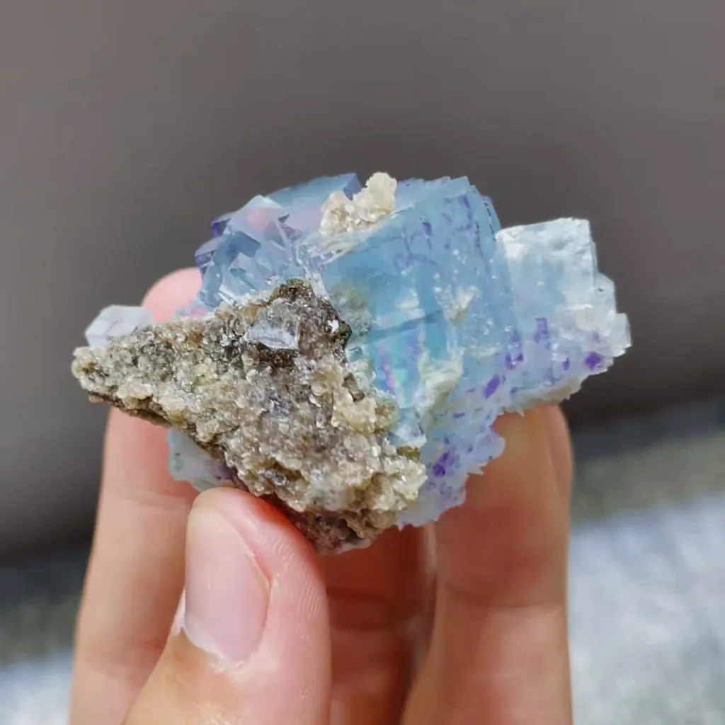 Natural Blue Purple Cubic Fluorite comes from Yaogangxian,Hunan 50*35*35MM - image 3