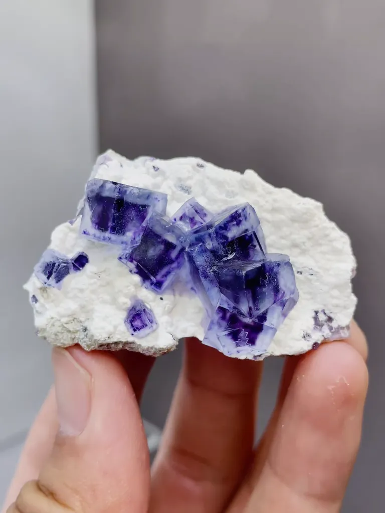 Natural Blue Purple Cubic Fluorite comes from Yindu,Inner Mongolia 50*15*30MM - image 3