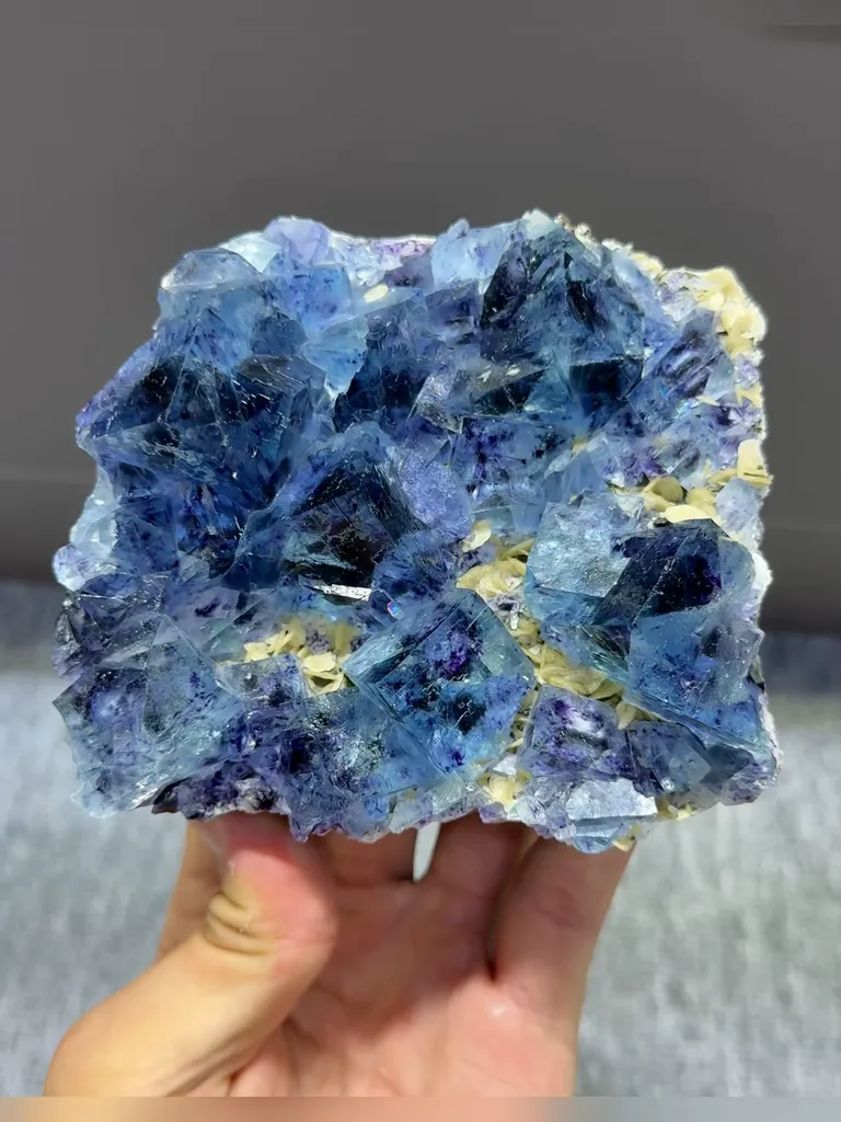 Natural Blue Purple Phantom Fluorite and Dolomite coexist comes from Yindu,Neimenggu 110*100*40MM - image 3