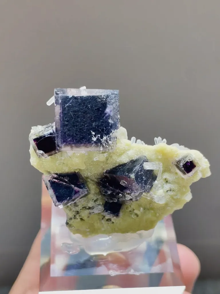Natural Blue Purple Phantom Fluorite and Mica coexist comes from Yindu,Inner Mongolia 45*15*40MM image