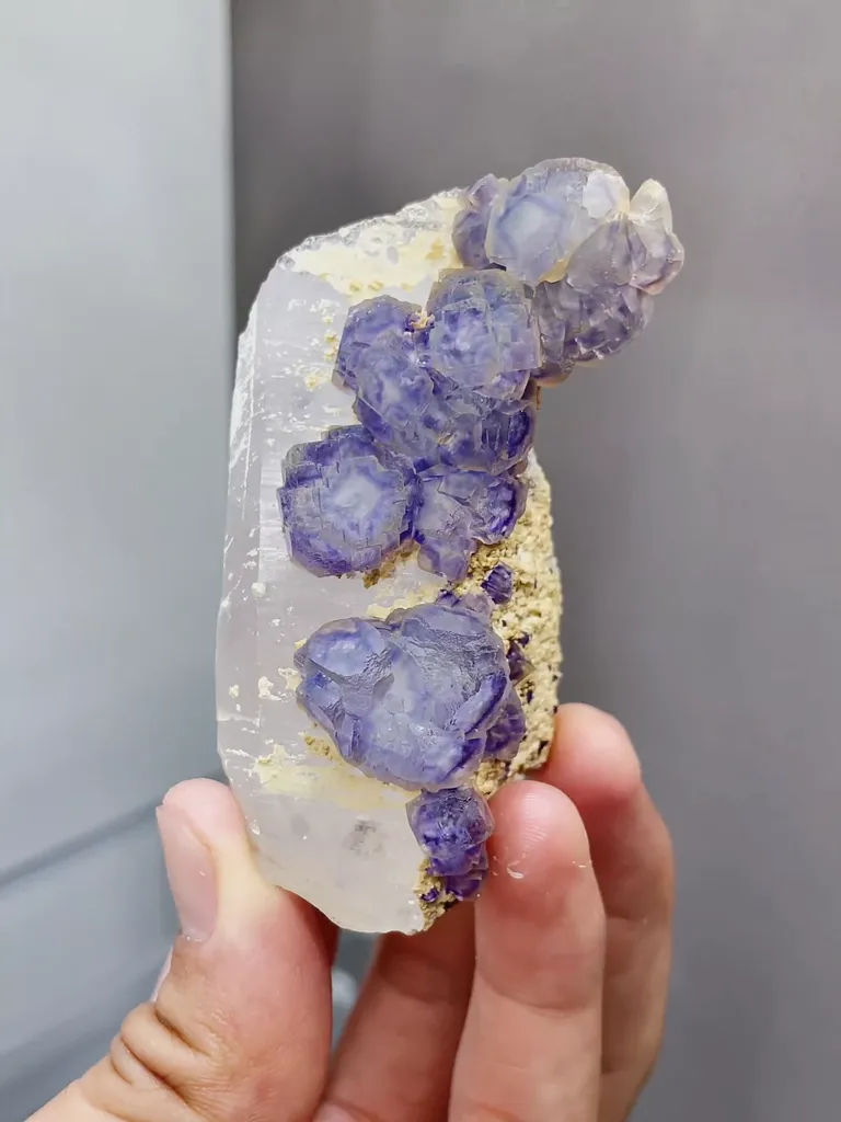 Natural Blue Purple Phantom Fluorite and Quartz coexist Yaogangxian,Hunan 45*40*75MM image
