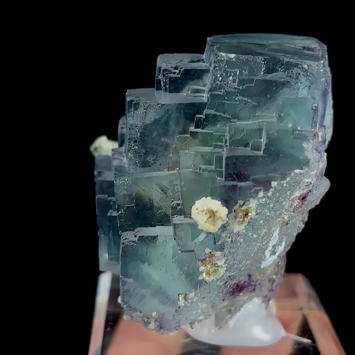 Natural Blue Purple Phantom Fluorite and Quartz, Mineral Specimen:Yaogangxian,Hunan (50*45*50MM) image