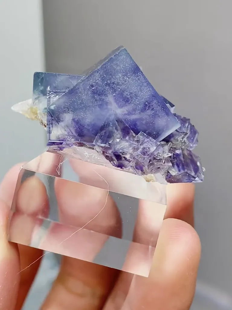 Natural Blue Purple Phantom Fluorite coexists with Crystal comes from Yaogangxian,Hunan 40*30*20MM - image 2