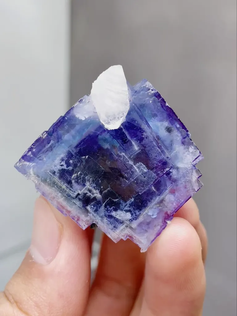 Natural Blue Purple Phantom Fluorite coexists with Quartz comes from Yaogangxian,Hunan 30*30*35MM image