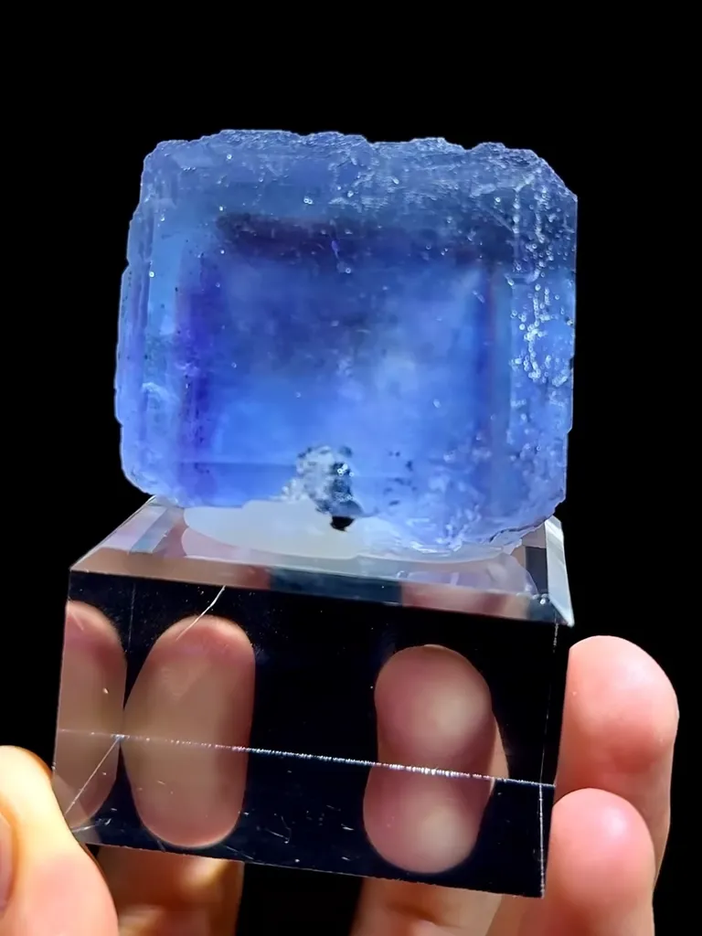 Natural Blue Purple Phantom Fluorite comes from Fujian 45*40*40MM - image 2