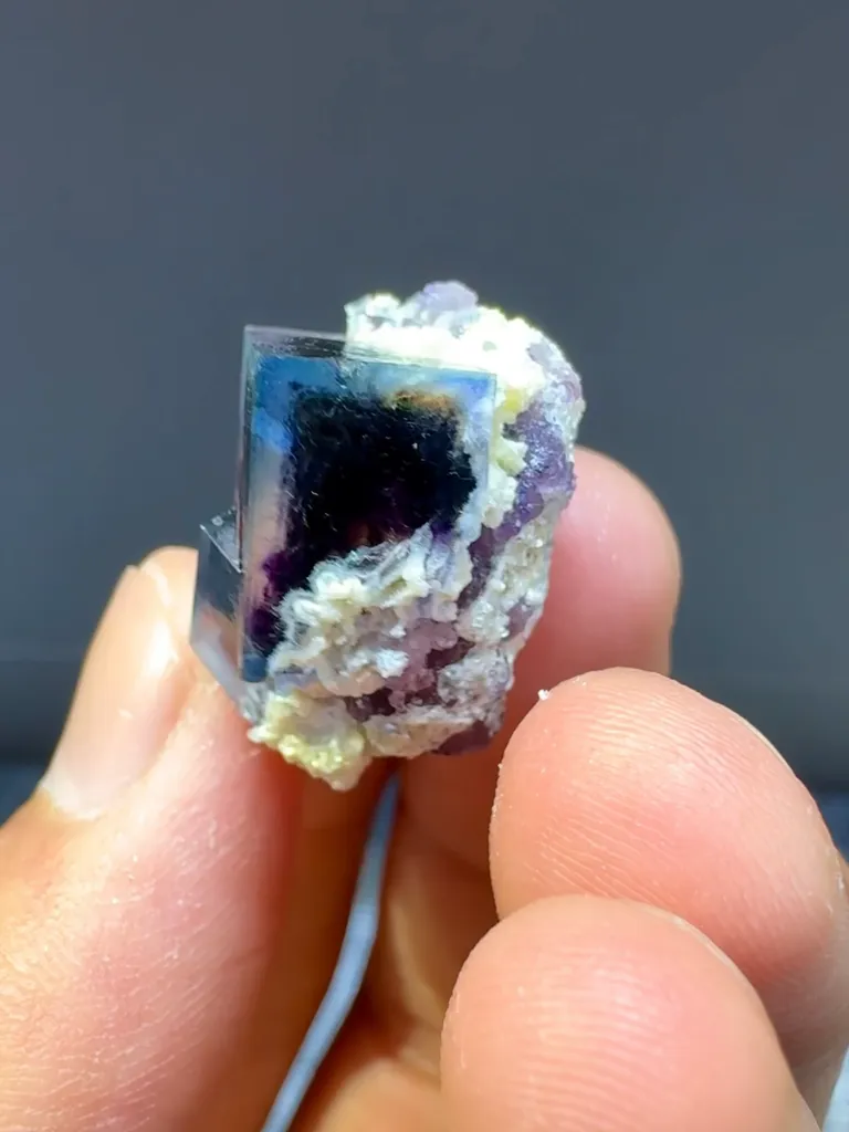 Natural Blue Purple Phantom Fluorite comes from Yaogangxian, Hunan 15*15*20MM - image 3