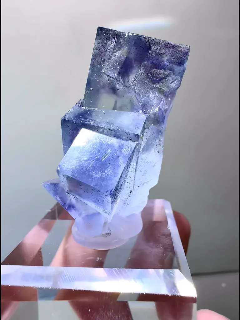Natural Blue Purple Phantom Fluorite comes from Yaogangxian, Hunan 35*20*40MM - image 3
