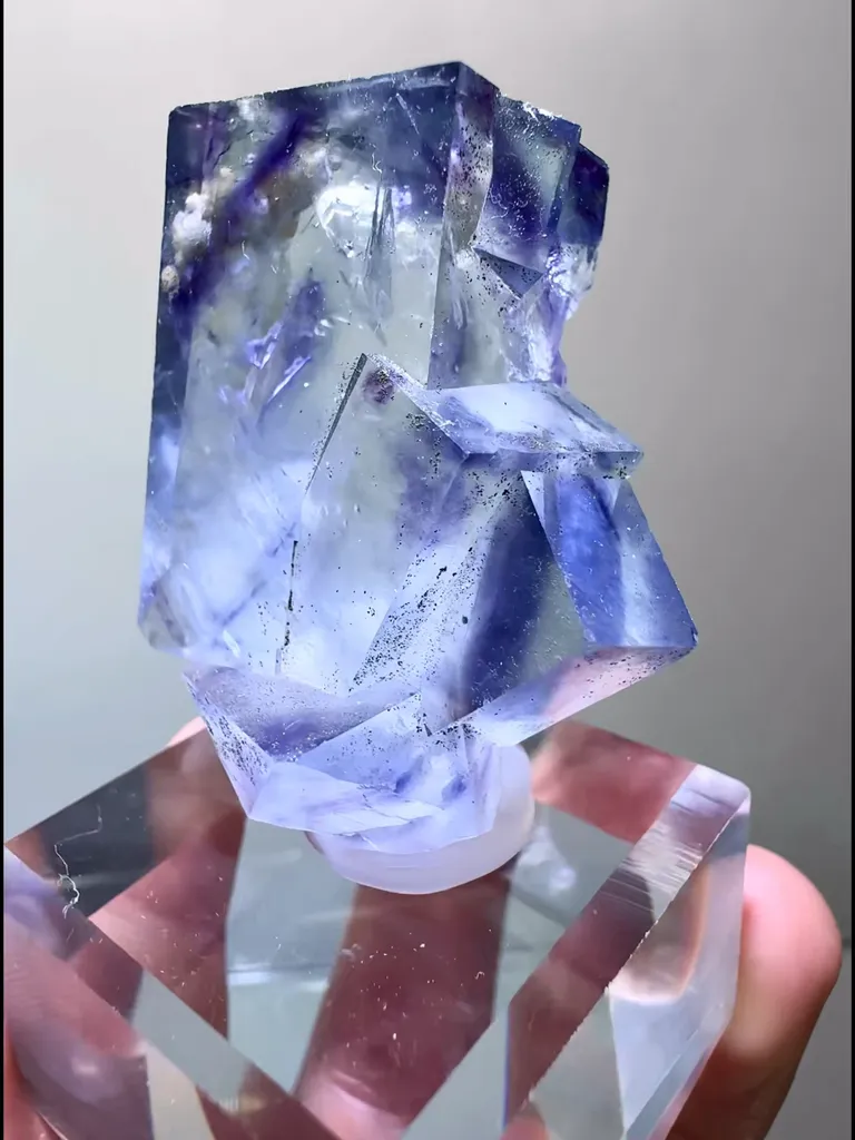 Natural Blue Purple Phantom Fluorite comes from Yaogangxian, Hunan 35*20*40MM - image 4
