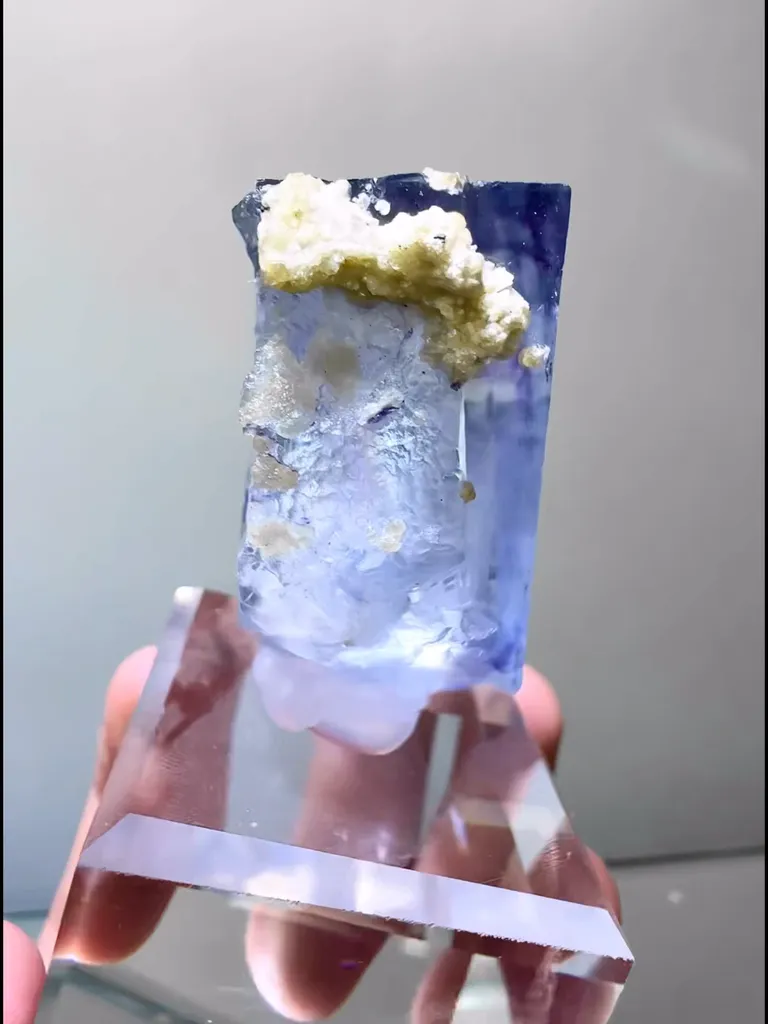 Natural Blue Purple Phantom Fluorite comes from Yaogangxian, Hunan 35*20*40MM - image 5