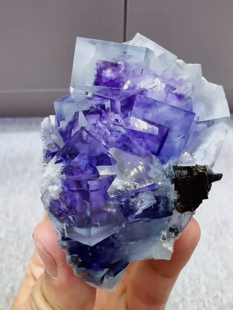 Natural Blue Purple Phantom Fluorite comes from Yaogangxian,Hunan 50*40*75MM - image 3
