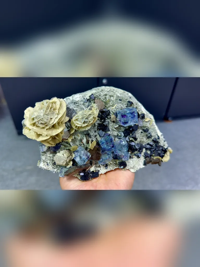 Natural Blue Purple Phantom Fluorite comes from Yindu,Inner Mongolia 180*95*30MM - image 2
