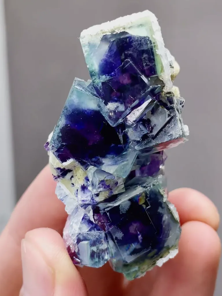 Natural Blue Purple Phantom Fluorite comes from Yindu,Inner Mongolia 25*55*15MM - image 4