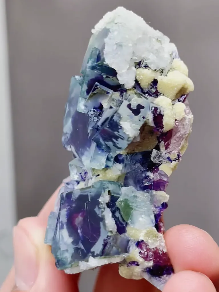 Natural Blue Purple Phantom Fluorite comes from Yindu,Inner Mongolia 25*55*15MM - image 3