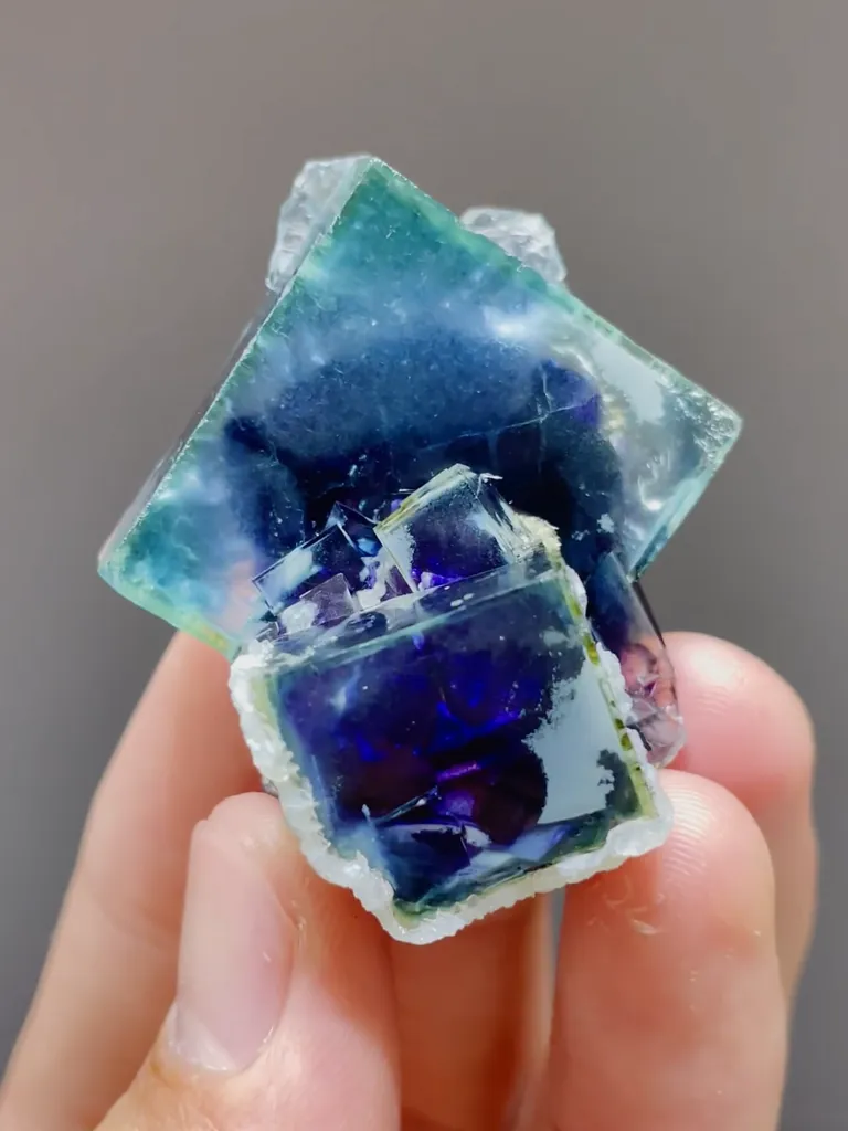 Natural Blue Purple Phantom Fluorite comes from Yindu,Inner Mongolia 39*25*40MM - image 2